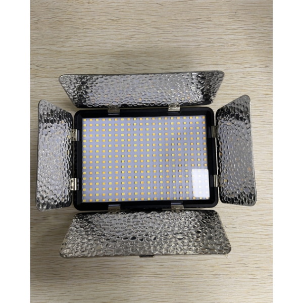 Éclairage LED Professional LED-378A